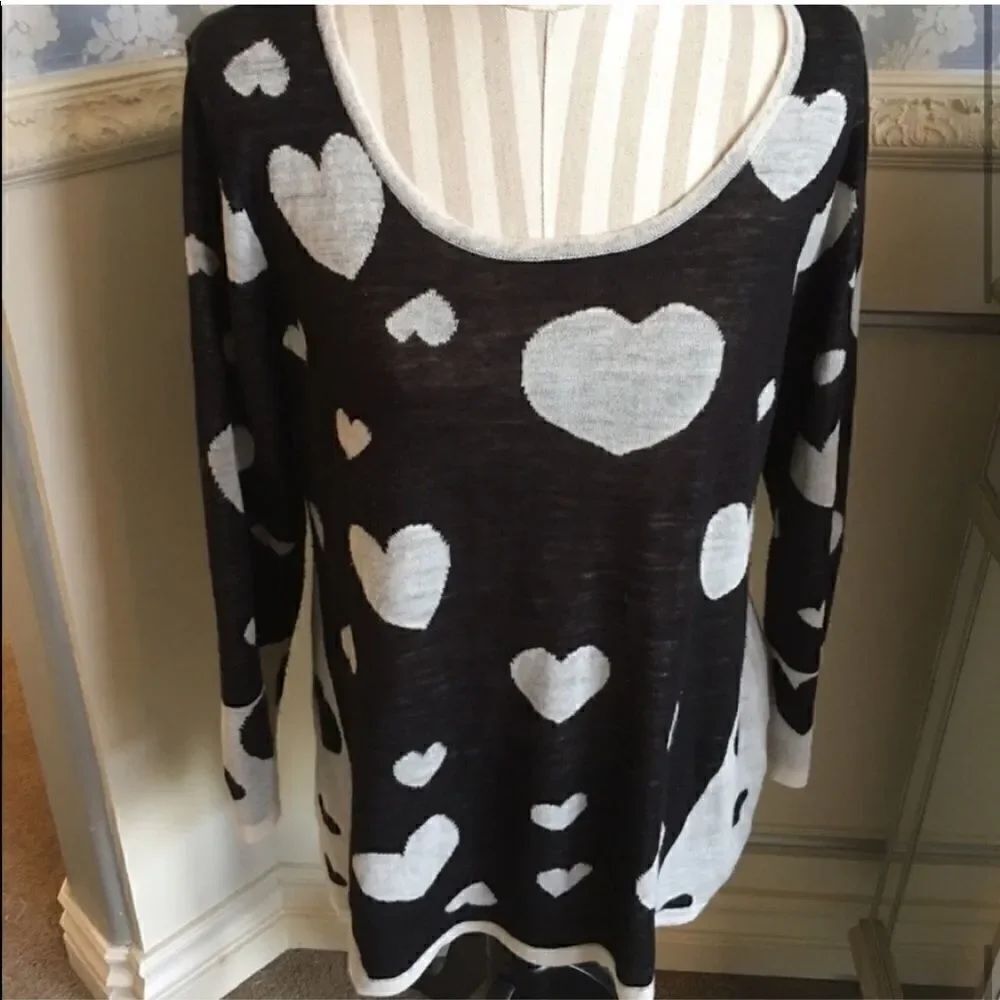 Heart Light Sweater!  - Picture 5 of 12